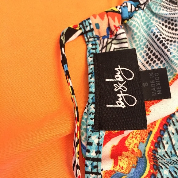 Multi-Patterned Tank - Picture 3 of 3